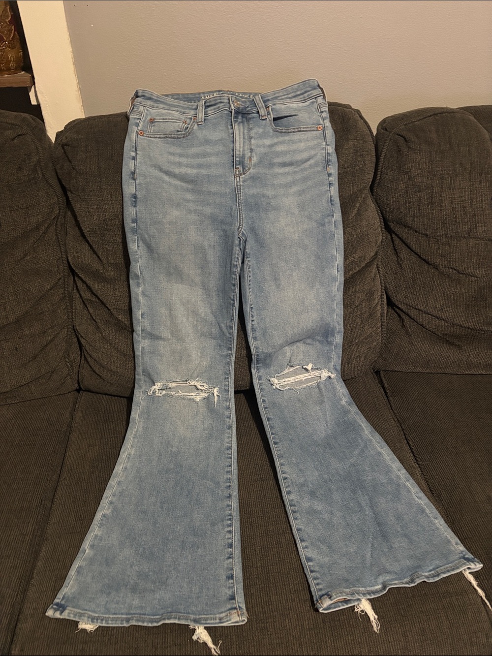 American Eagle Super High Rise Flare Distressed Jeans Size 8 Short